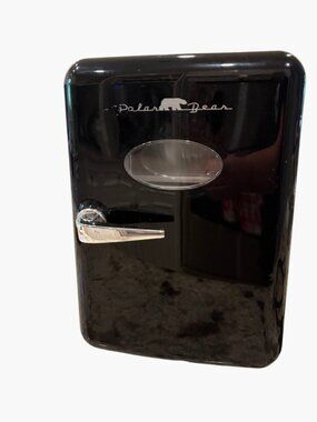 Polar bear mini fridge